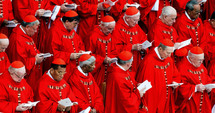 Synode sur la Parole de Dieu (octobre 2008), les évêques en prière. Synode sur la Parole de Dieu (octobre 2008), les évêques en prière.