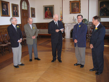 Jubilaires au Séminaire de Québec. L`abbé Thivierge est le premier à gauche. Jubilaires au Séminaire de Québec. L`abbé Thivierge est le premier à gauche.