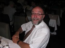 L'abbé Gilles Routhier à l'ouverture du Petit Cap en juin 2010 L'abbé Gilles Routhier à l'ouverture du Petit Cap en juin 2010