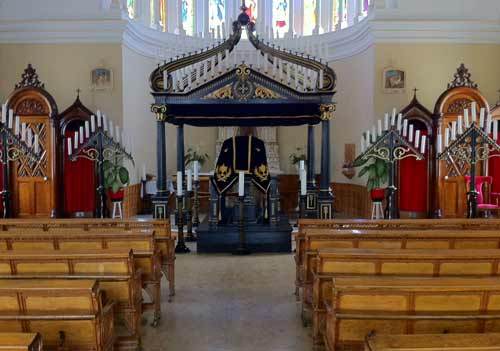 Homélie pour les funérailles (Jean 14, 1-6) : "La place préparée par Jésus" Homélie pour les funérailles (Jean 14, 1-6) : "La place préparée par Jésus"