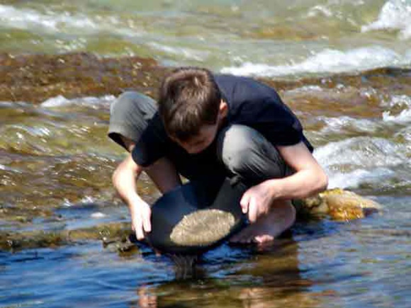 À la recherche d'un trésor... À la recherche d'un trésor...