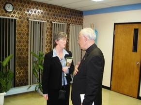 Le cardinal Marc Ouellet et la secrétaire-exécutive du PSDQ, madame Denise Lemieux Le cardinal Marc Ouellet et la secrétaire-exécutive du PSDQ, madame Denise Lemieux